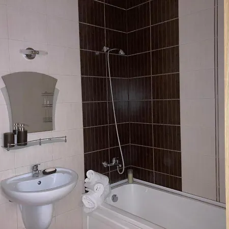 Botanica Prime Warna